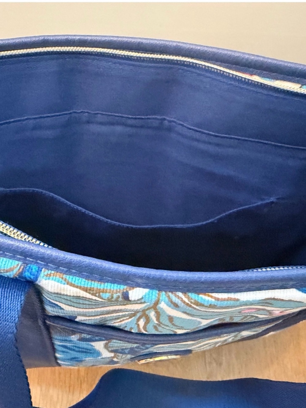 Lilly Pulitzer 3 Piece Set Best Fronds Forever Duffel Tote & Pouch EUC - Picture 16 of 16